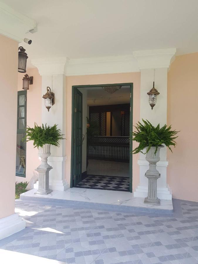 Hotel Rosy Chiang Mai Esterno foto