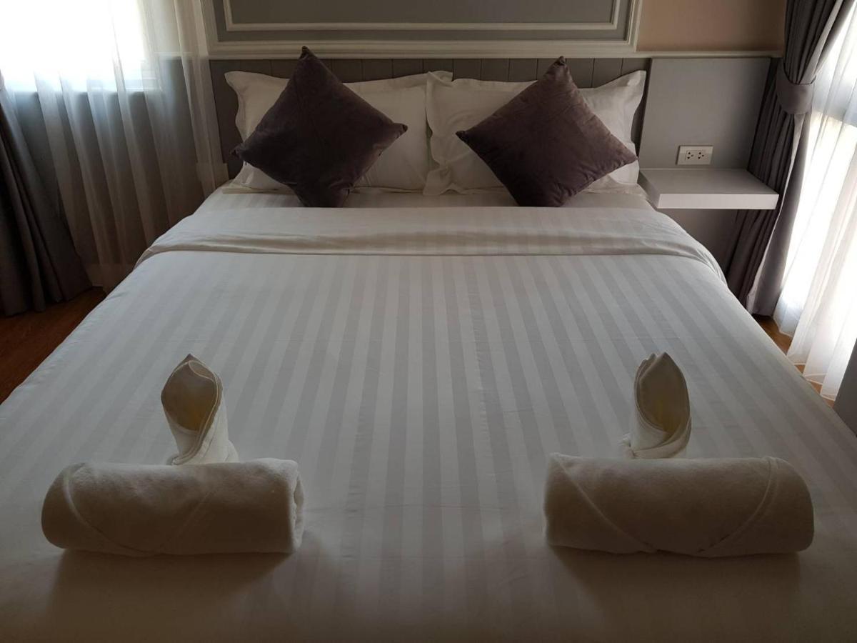 Hotel Rosy Chiang Mai Esterno foto
