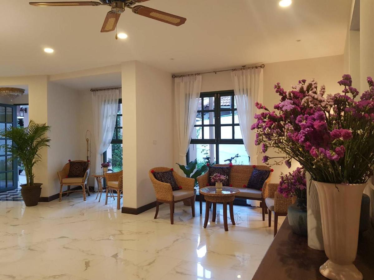 Hotel Rosy Chiang Mai Esterno foto